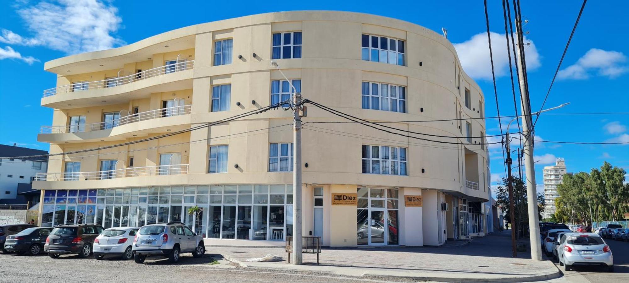 Diez Aparthotel Puerto Madryn Buitenkant foto