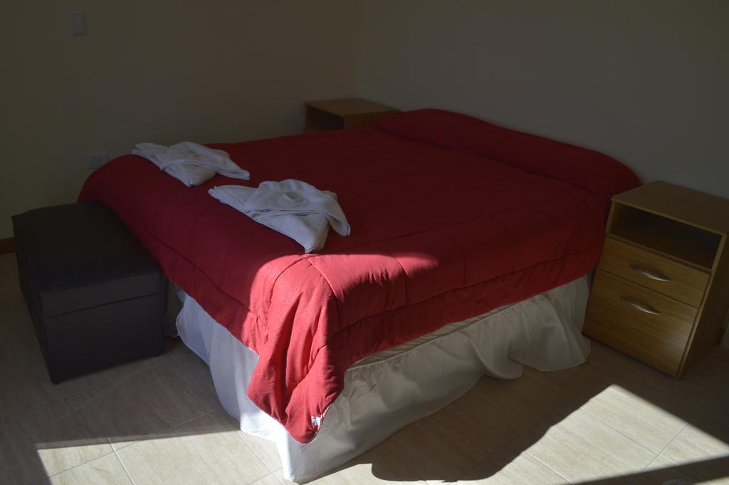 Diez Aparthotel Puerto Madryn Kamer foto