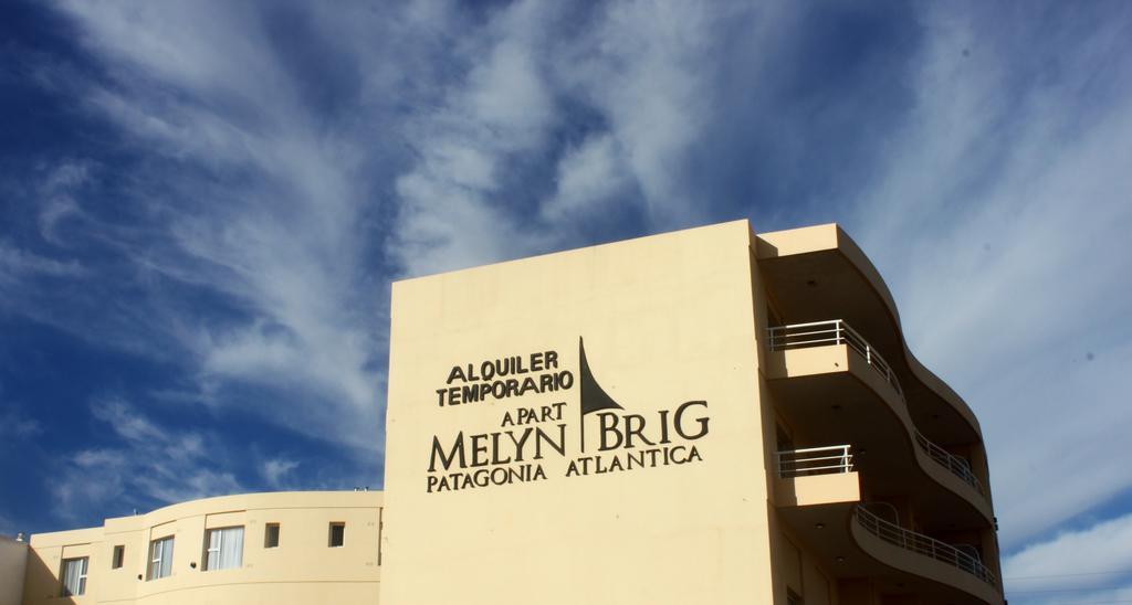 Diez Aparthotel Puerto Madryn Buitenkant foto
